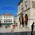 A2 - Apartment In The Very Heart Of Split