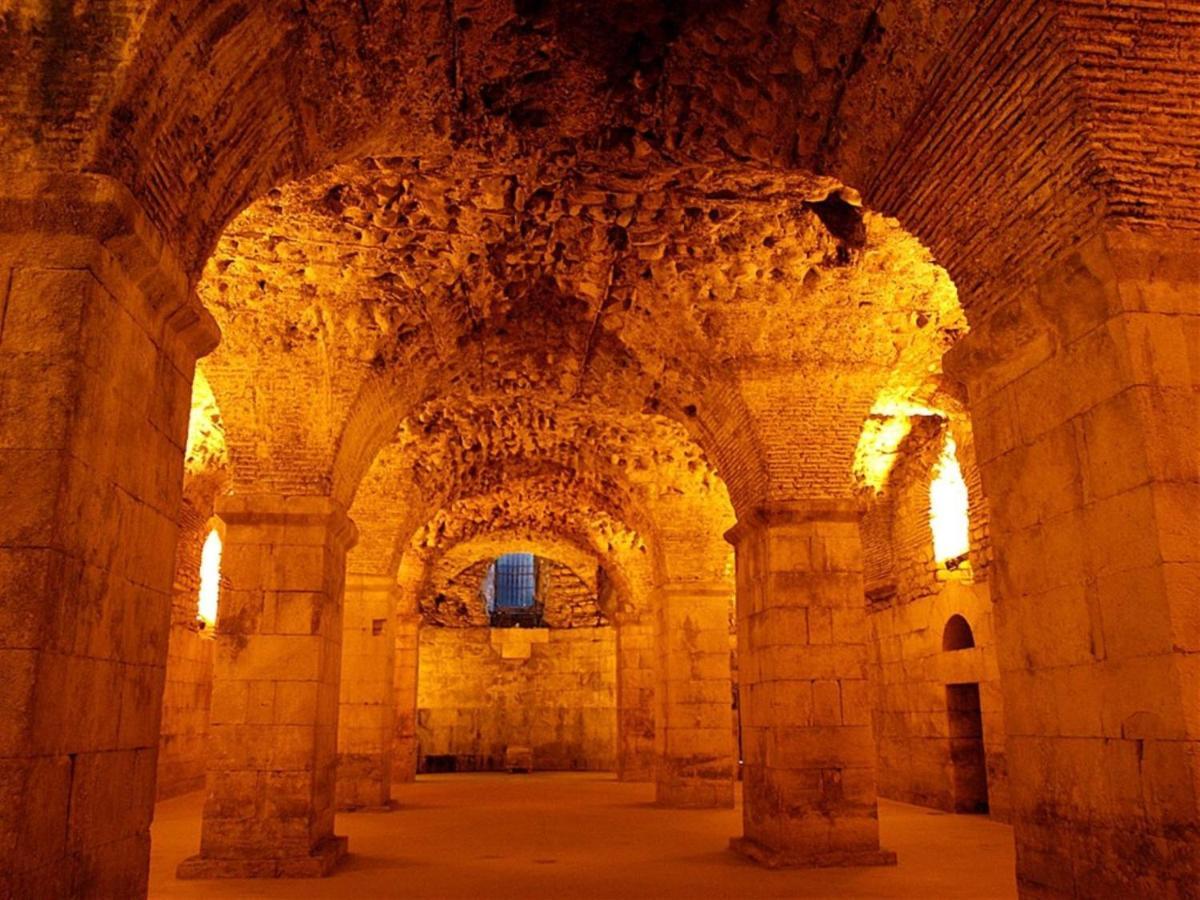 A2 - In The Very Heart Of Split