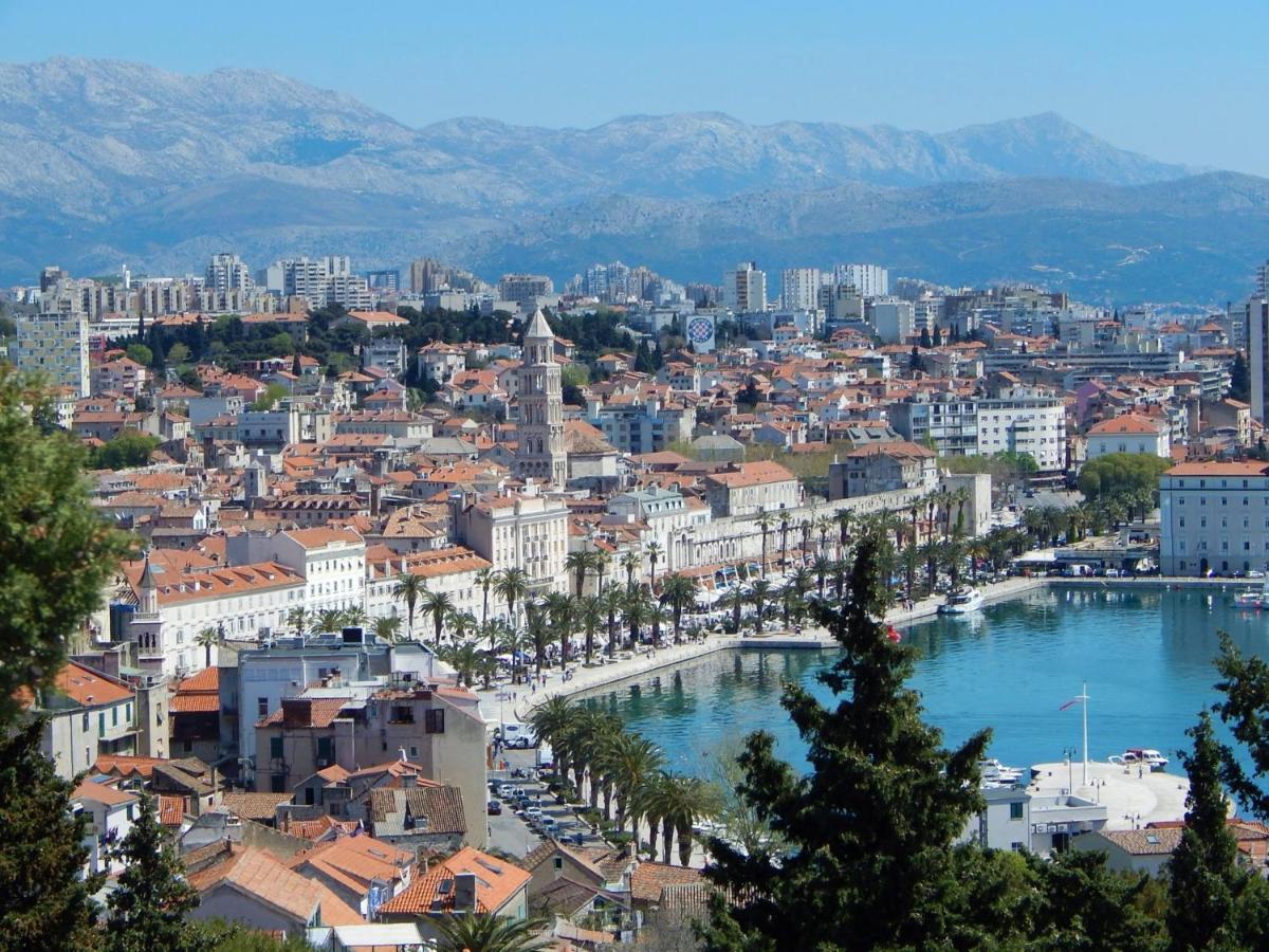 A2 - In The Very Heart Of Split